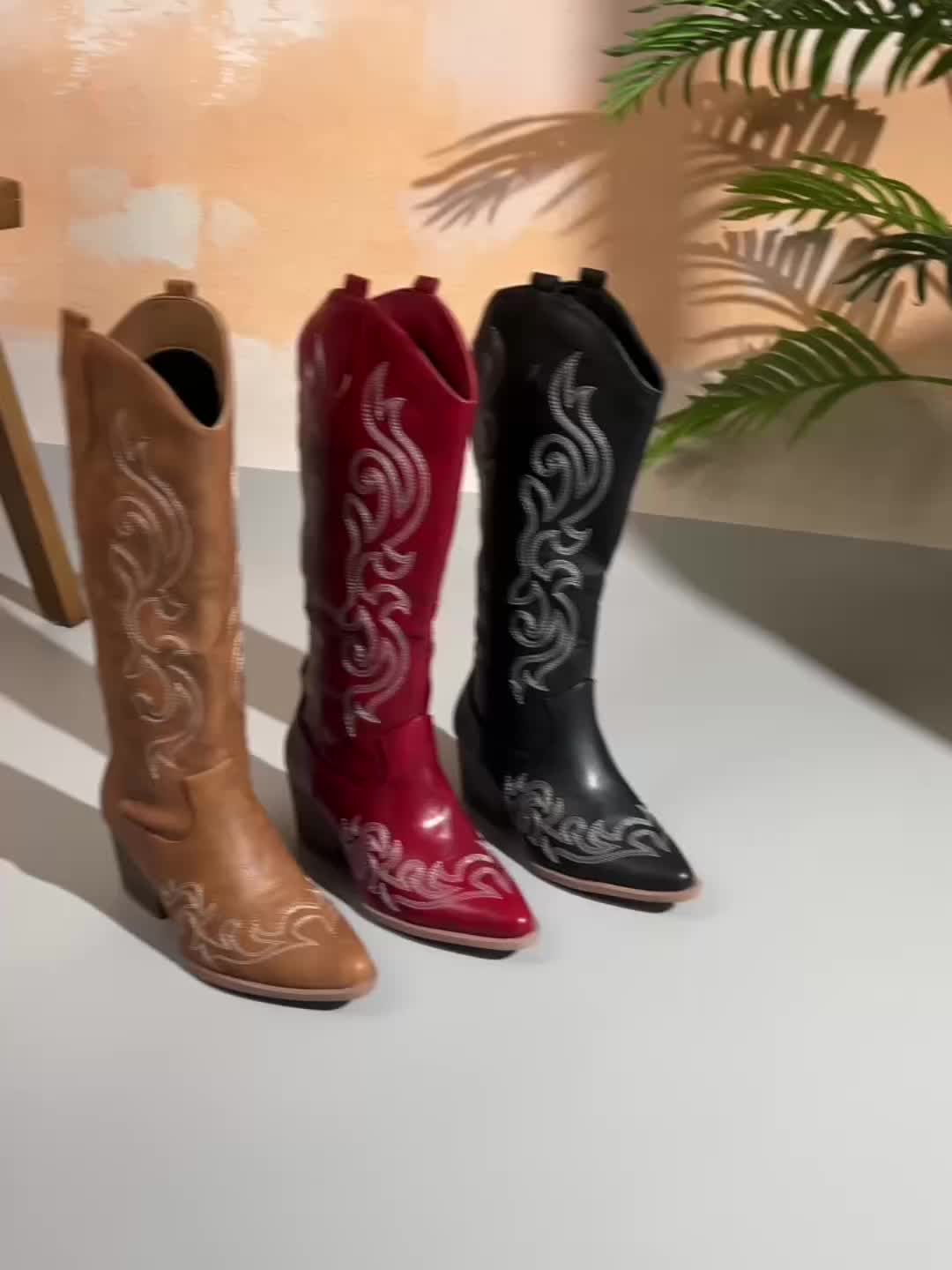 Women's Slip-on Boots, Classic and Elegant Embroidered Western Cowboy Boots, a Cute Light-colored Gift, Suitable for Music Festivals and Vacation Travel, a Fashionable Style, Women Shoes