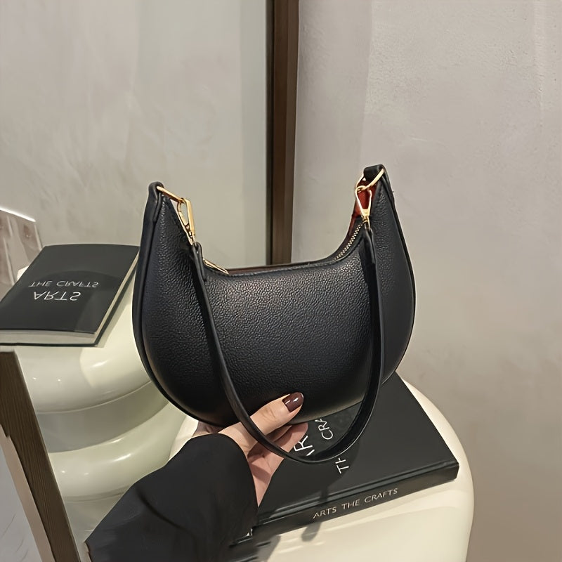 Crescent Shoulder Bag by Maisonvirelle
