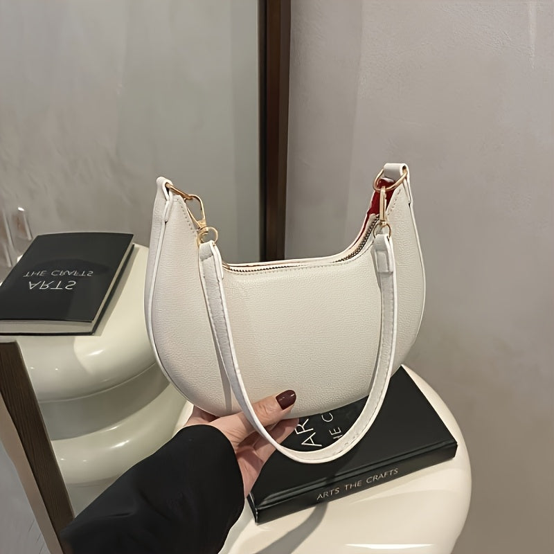 Crescent Shoulder Bag by Maisonvirelle