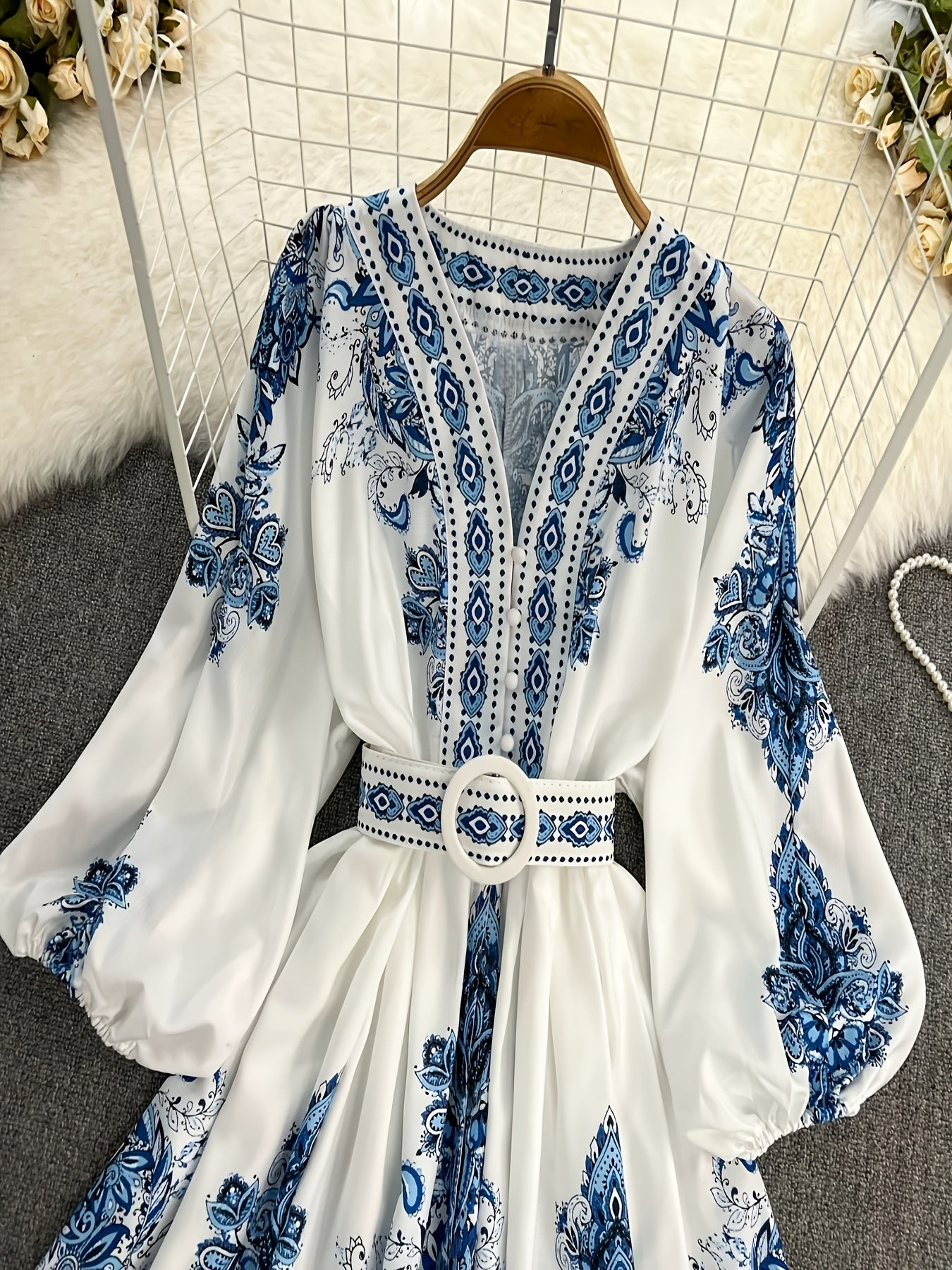 Women's Vintage Palace-Inspired Floral Print A-Line Dress with Lantern Sleeves & Adjustable Waist Tie - V-Neck Long Sleeve Loose Fit Maxi Dress for Spring/Fall, Machine Washable, Cute Dresses
