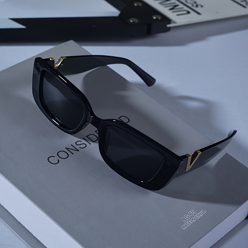 Cat Eye Sunglasses by Maisonvirelle