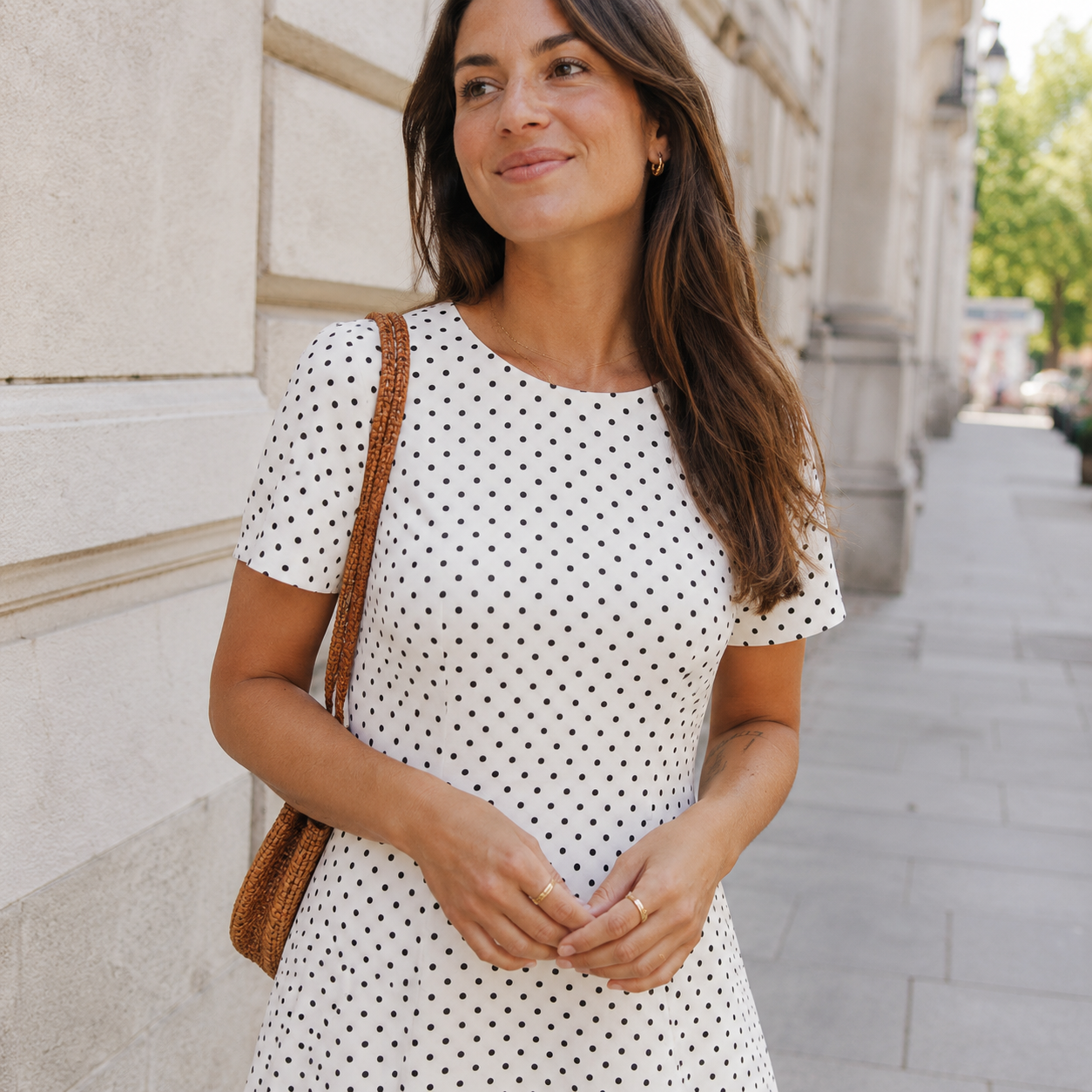 [White Polka Dot Midi Dress] New Women's White Polka Dot Midi Dress, Short Sleeves with Round Neckline, A-line Silhouette, Exuding Elegance, an Ideal Choice for Summer. White Polka Dot Short-sleeve Midi Dress, Elegant Round Neck A-line Long Dress, Summer