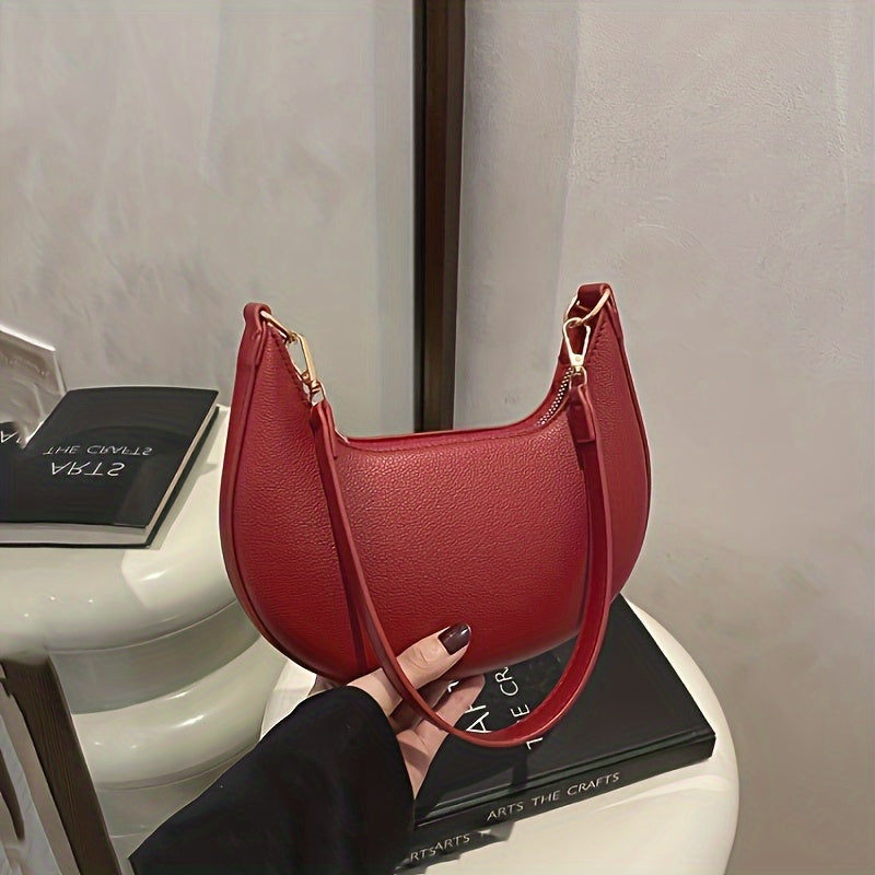 Crescent Shoulder Bag by Maisonvirelle