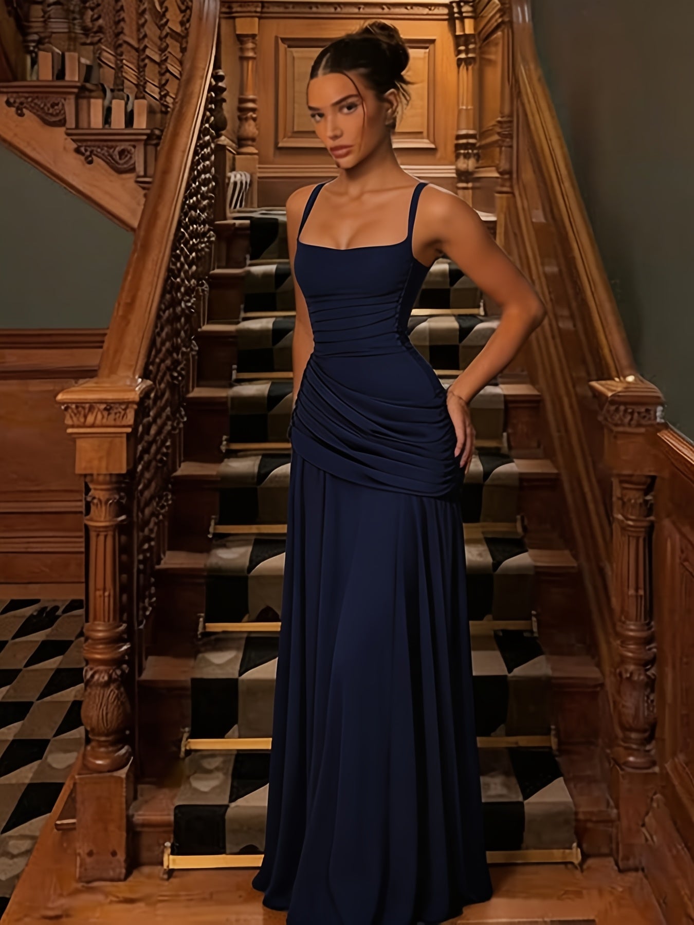 Women's Elegant Solid Color Maxi Dress, Square Neck Cross Back Evening Gown with Ruched Waist, Formal Party Roostertail Dress
