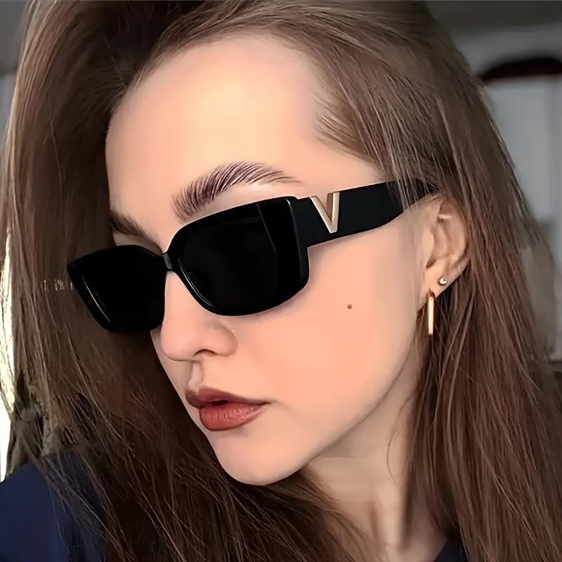 Cat Eye Sunglasses by Maisonvirelle