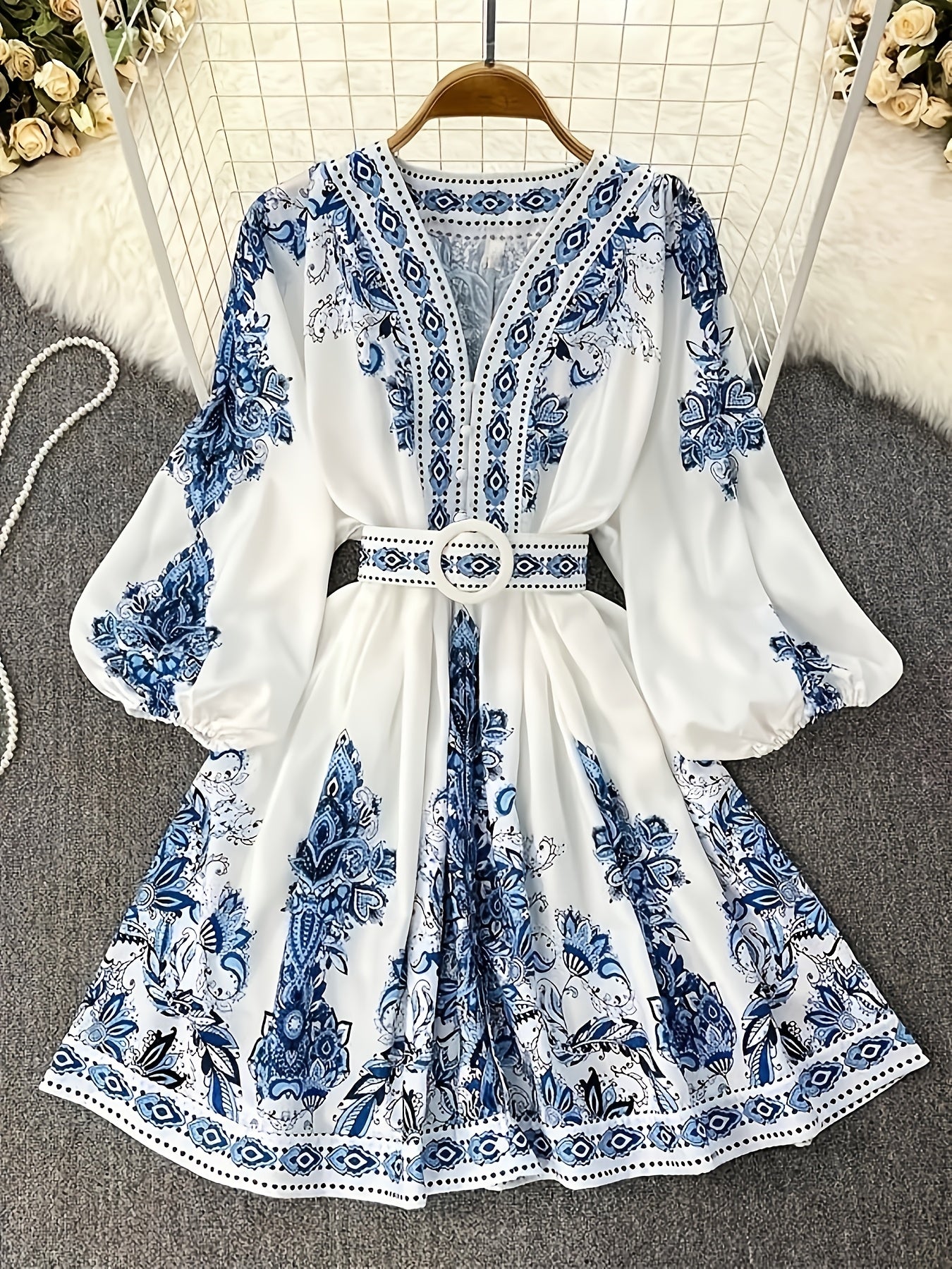 Women's Vintage Palace-Inspired Floral Print A-Line Dress with Lantern Sleeves & Adjustable Waist Tie - V-Neck Long Sleeve Loose Fit Maxi Dress for Spring/Fall, Machine Washable, Cute Dresses