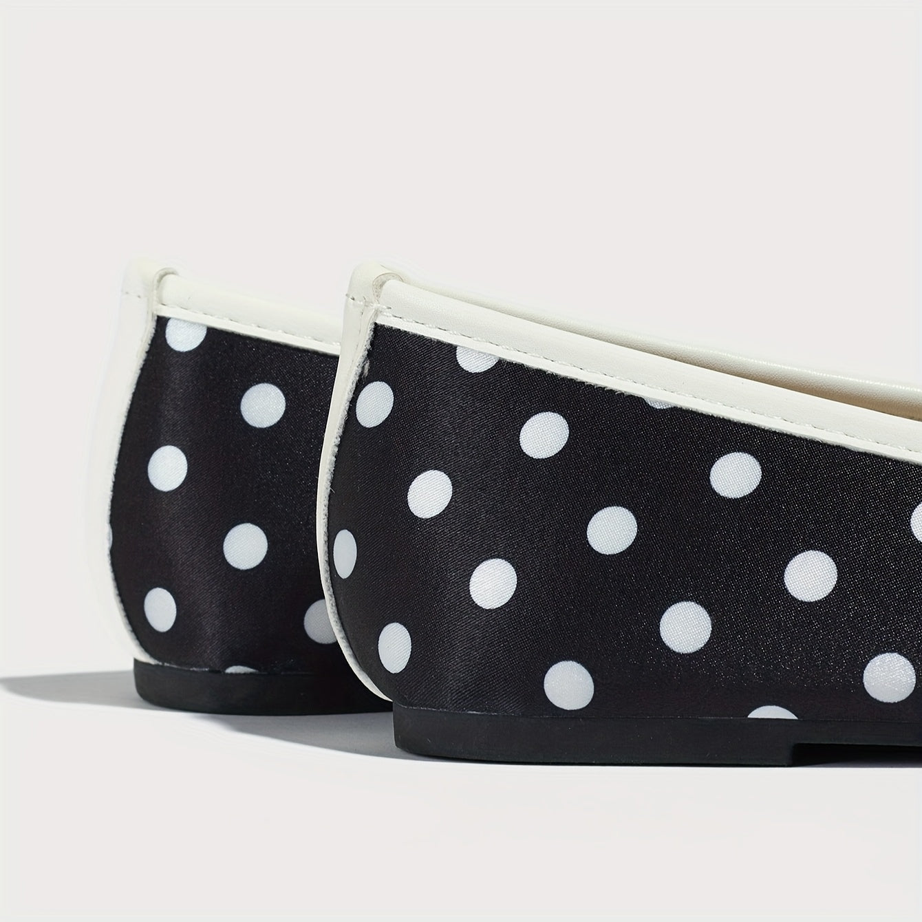 Polka Dot Ballet Flats by Maisonvirelle